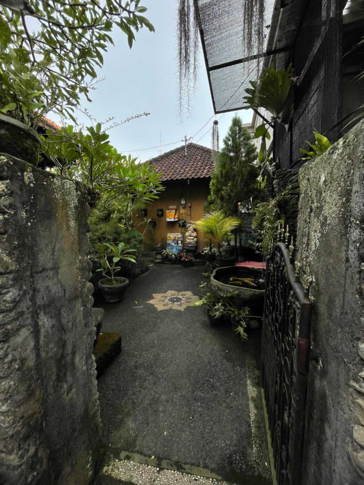 Suntari Homestay Ubud Buitenkant foto